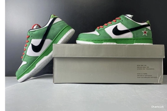 SB 304292-302 Low Dunk Nike Heineken 0728